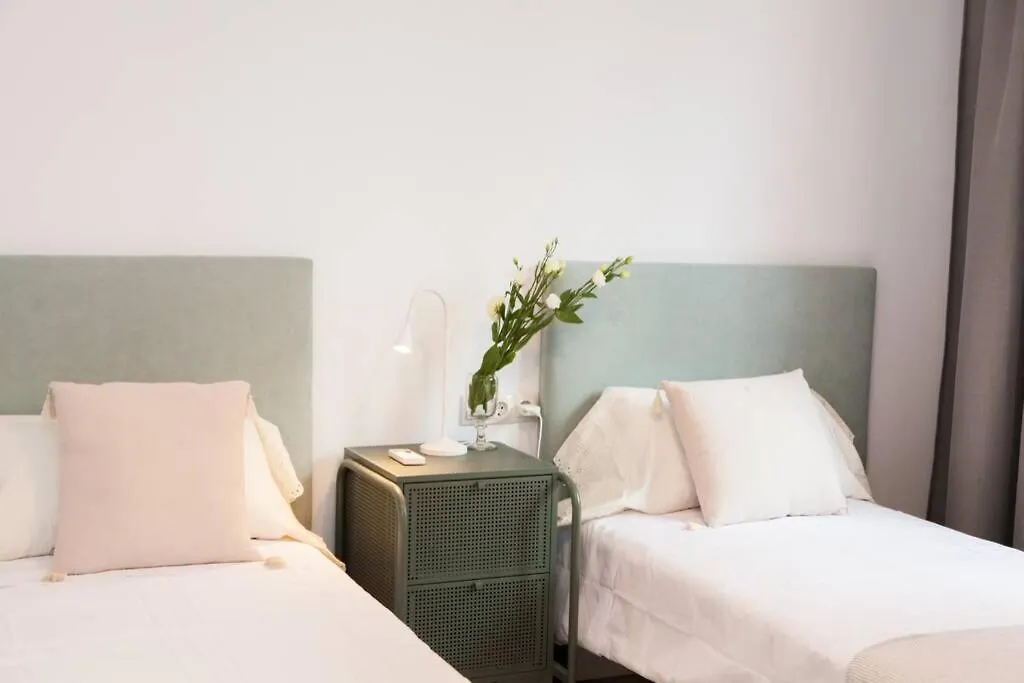 Triana En Plena Calle Betis Maravilloso Apart. Seville Apartment