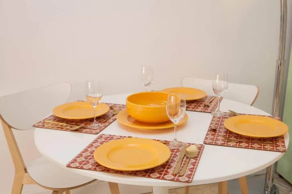 Apartment Triana En Plena Calle Betis Maravilloso Apart. Seville Spain