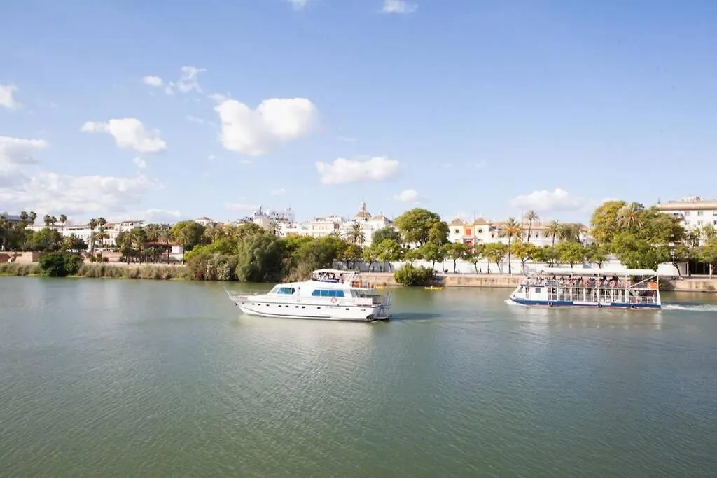 Triana En Plena Calle Betis Maravilloso Apart. Seville Spain