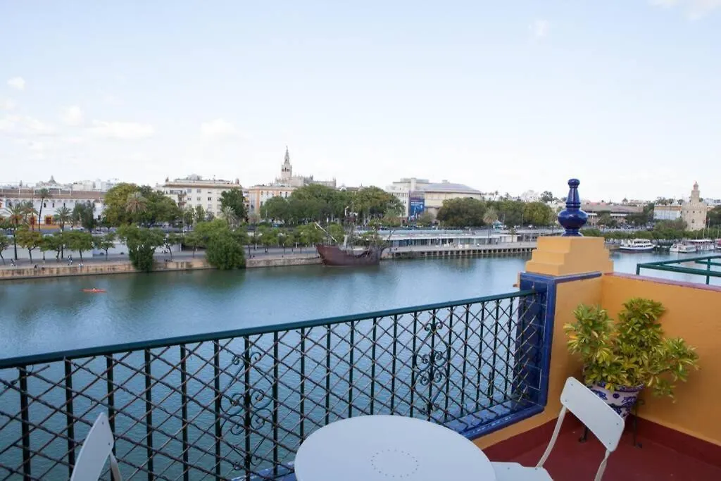 Triana En Plena Calle Betis Maravilloso Apart. Seville