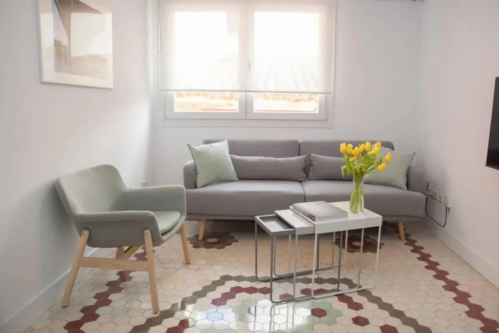 Apartment Triana En Plena Calle Betis Maravilloso Apart. Seville Spain