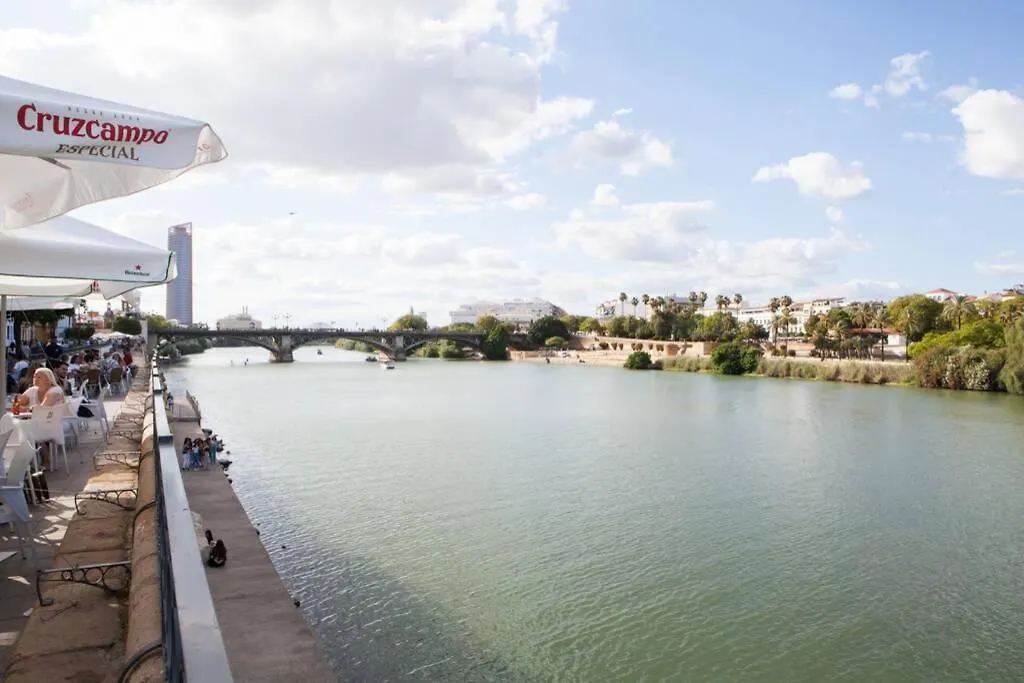 Triana En Plena Calle Betis Maravilloso Apart. Seville Spain